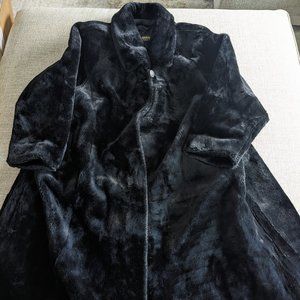 Vintage Monterey Full Length Black Faux Fur Jacket 3X (22-24)